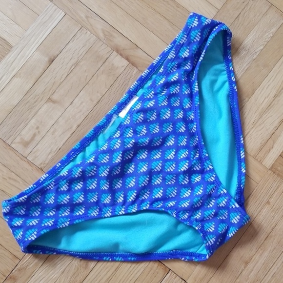 Bundle of Girls 2 Piece Halter Swim Suits, L - Picture 7 of 8